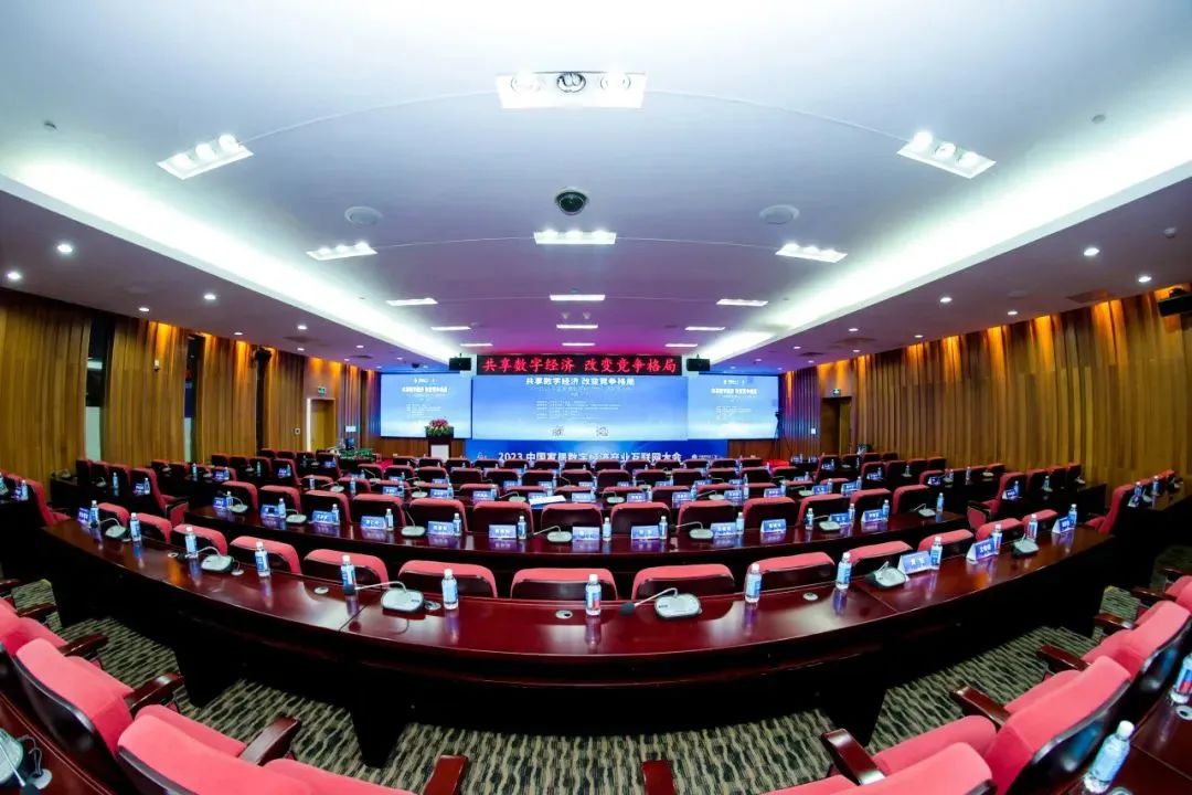 荣耀延续 品牌新高度 | 三度白菜网论坛地板荣膺“中国家居综合实力100强品牌”